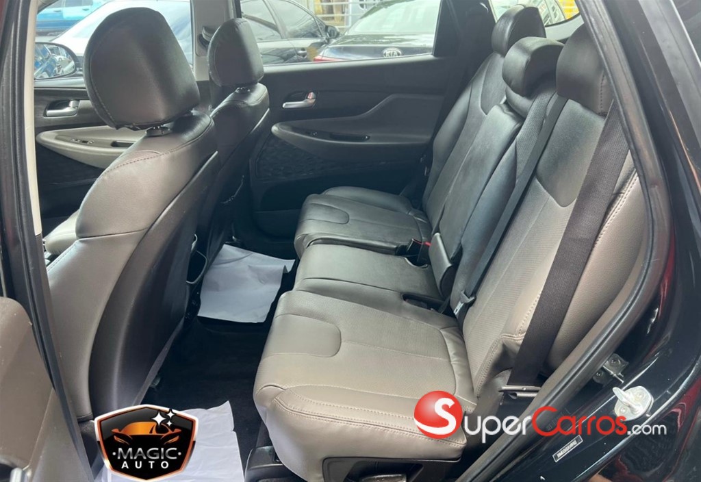 2020 Hyundai Santa Fe SEL — foto 5 / 10