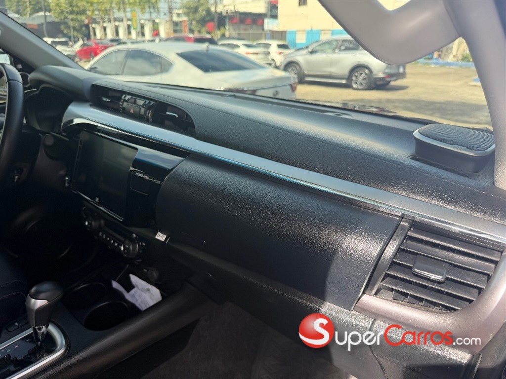 2024 Toyota Hilux Limited — foto 3 / 11