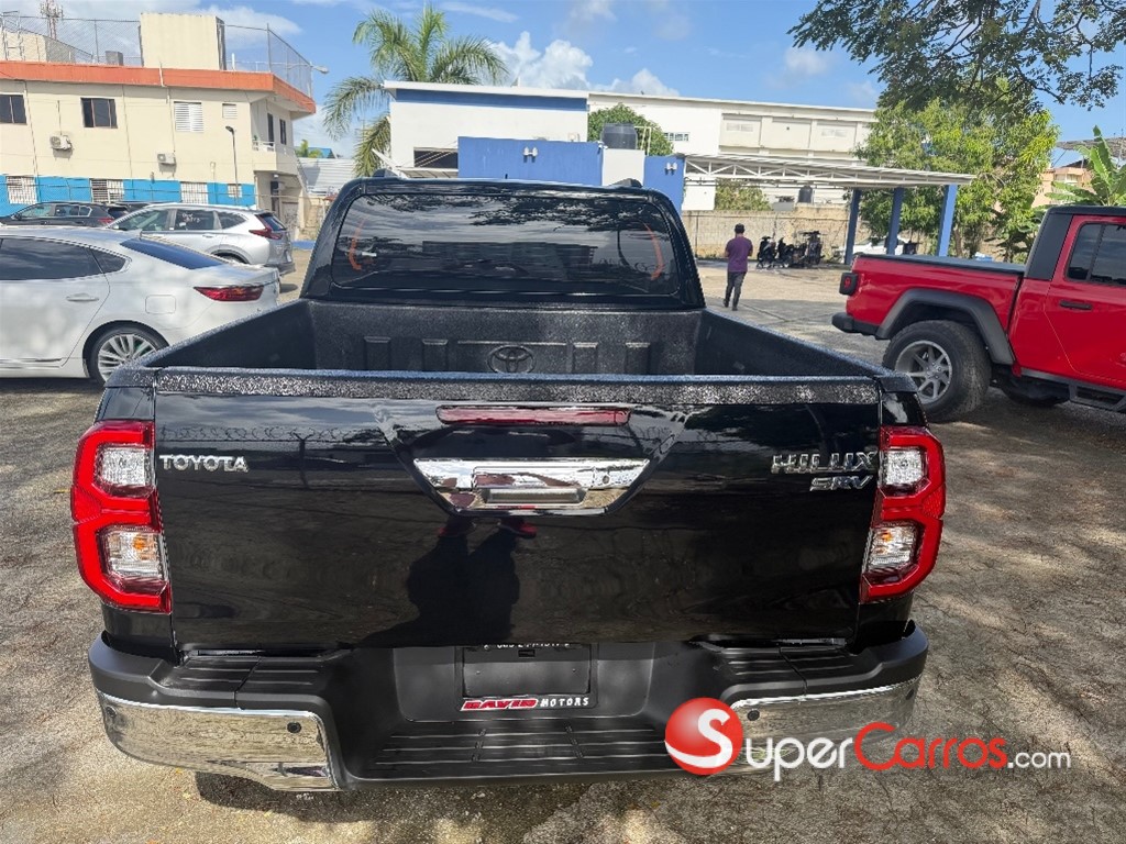 2024 Toyota Hilux Limited — foto 6 / 11
