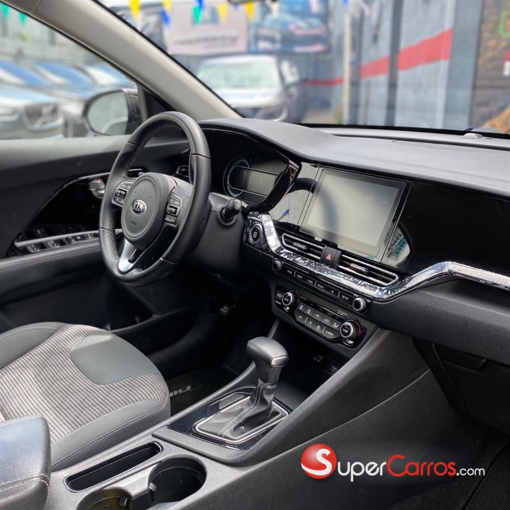 2020 Kia Niro — foto 2 / 12