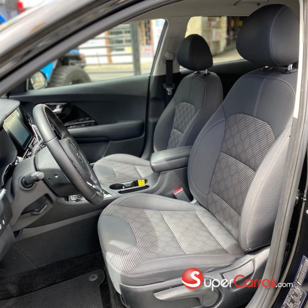 2020 Kia Niro — foto 5 / 12