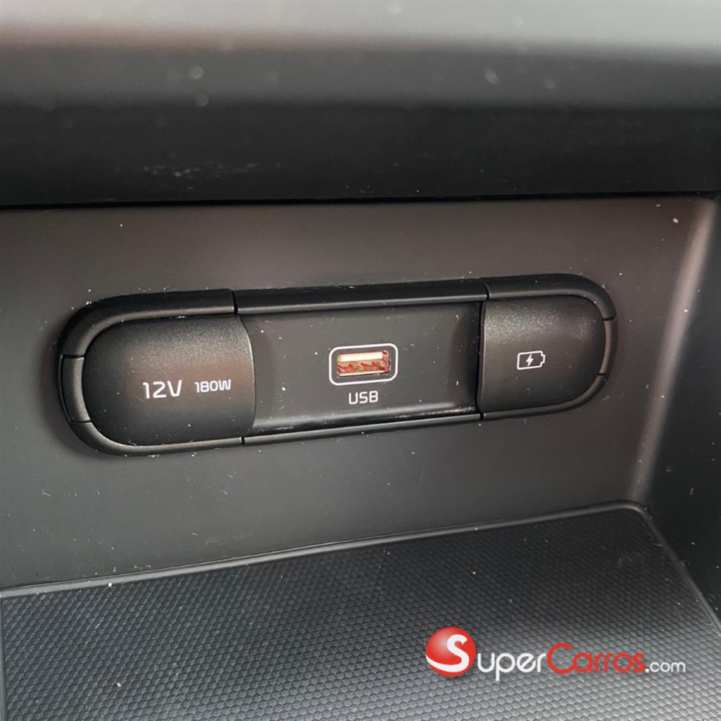 2020 Kia Niro — foto 6 / 12
