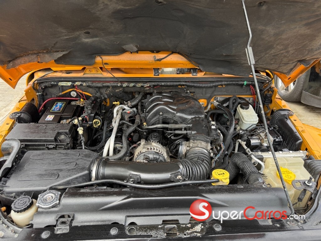 2012 Jeep Wrangler Unlimited Sahara — foto 10 / 10