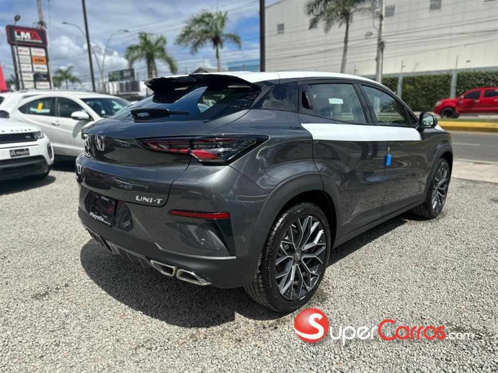 2027 Changan UNI-T — foto 11 / 11