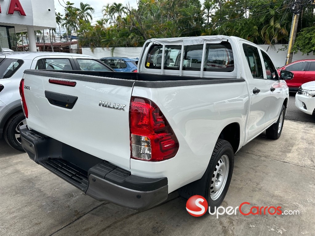 2026 Toyota Hilux — foto 6 / 9