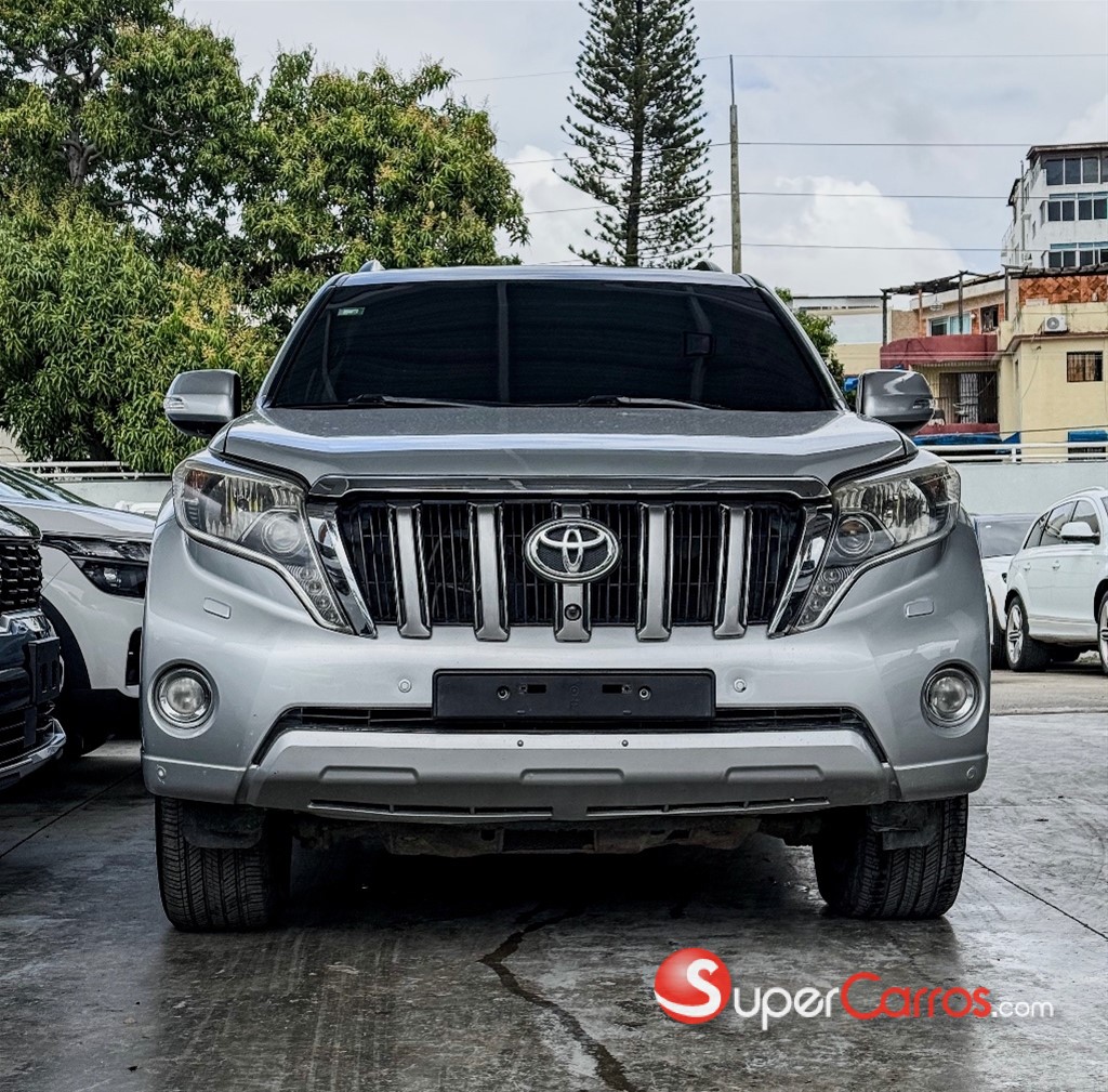 2015 Toyota Land Cruiser Prado VXL — foto 10 / 11