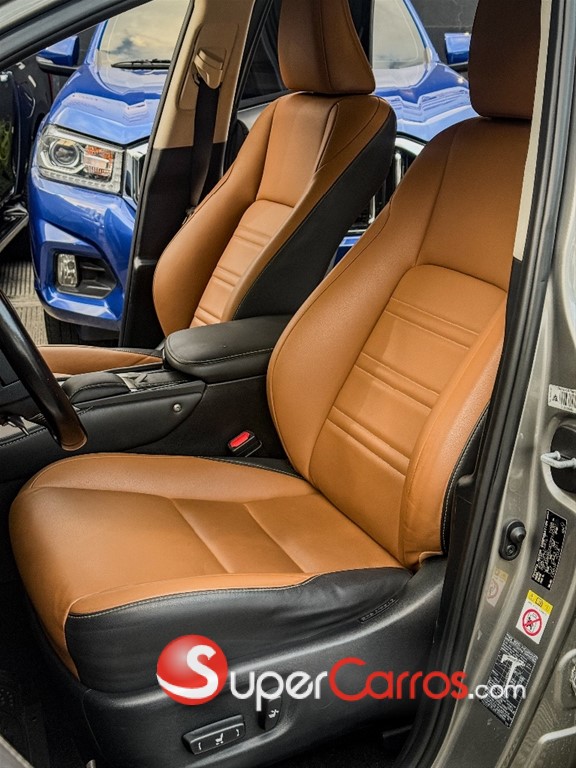 2019 Lexus NX 300 — foto 3 / 12