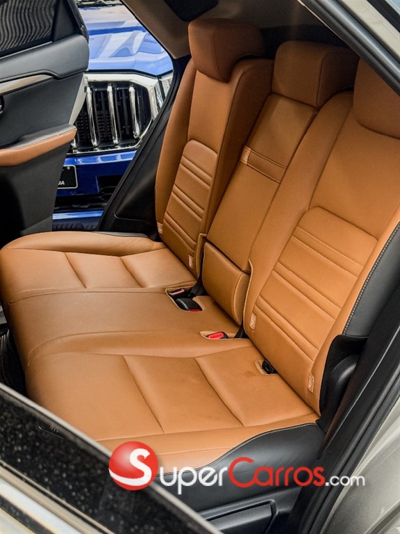 2019 Lexus NX 300 — foto 4 / 12