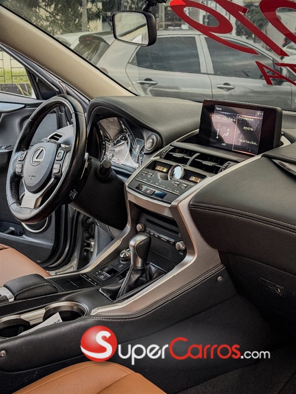 2019 Lexus NX 300 — foto 5 / 12