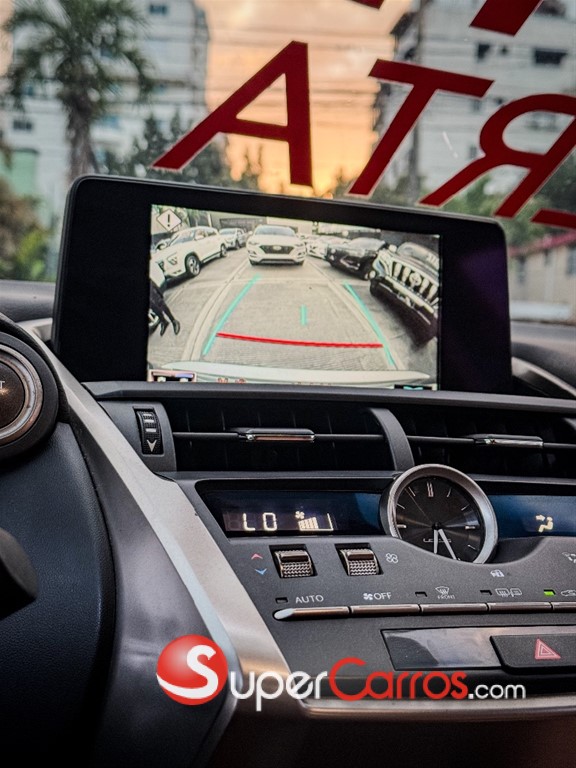2019 Lexus NX 300 — foto 6 / 12