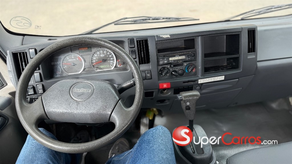2014 Isuzu NPR — foto 7 / 8