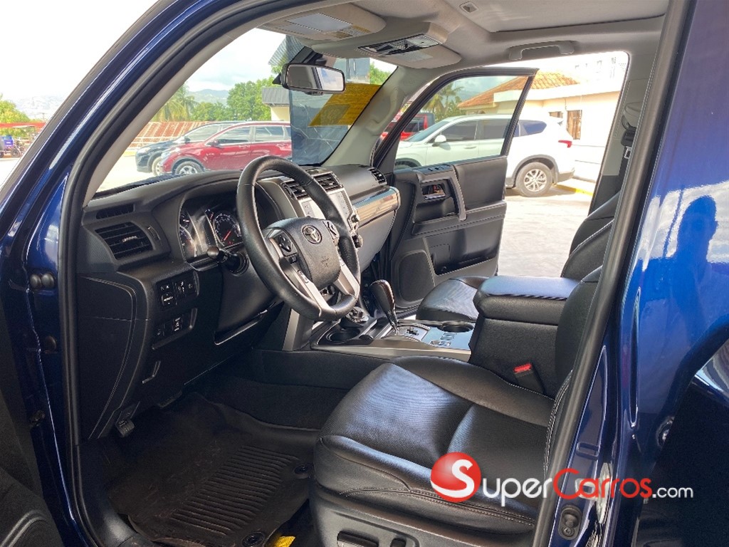 2021 Toyota 4 Runner Limited — foto 7 / 12