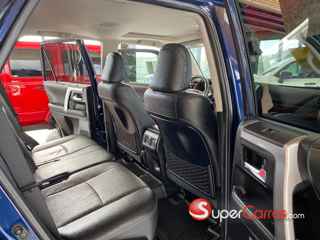 2021 Toyota 4 Runner Limited — foto 10 / 12