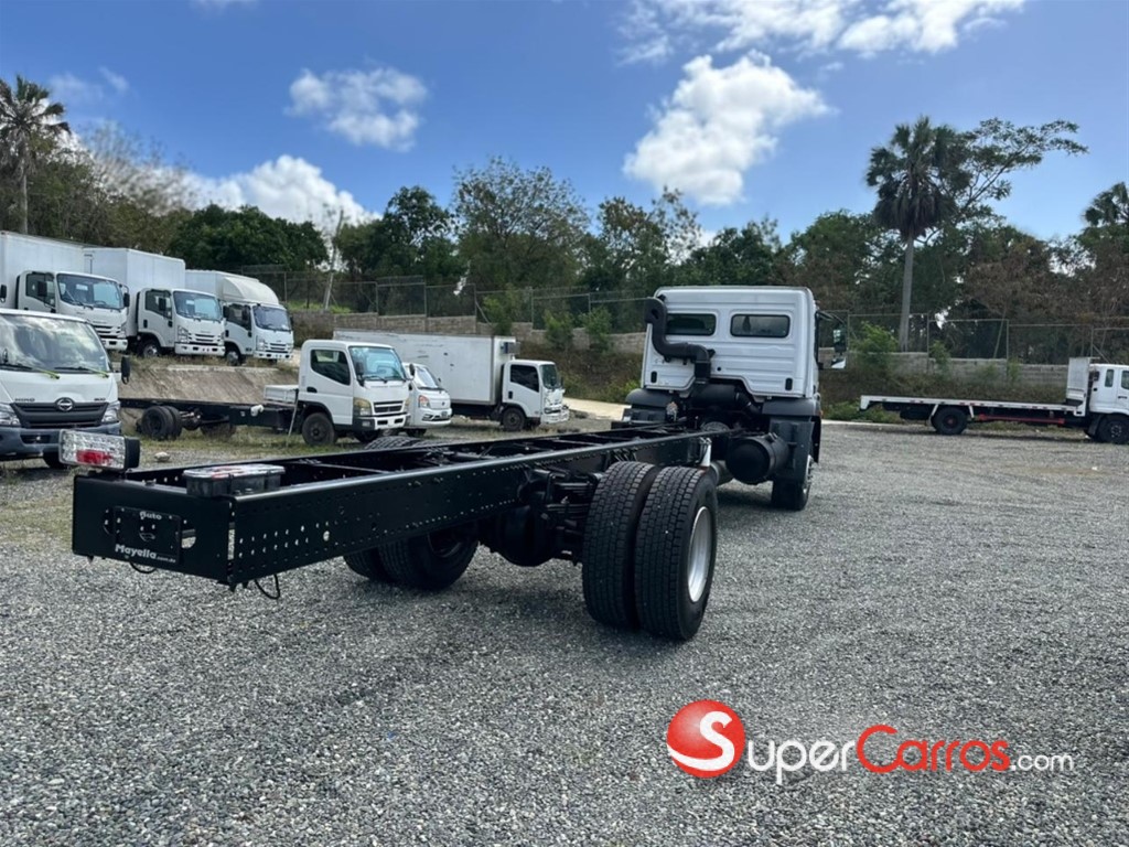 2025 Mitsubishi Motors Fuso — foto 8 / 11