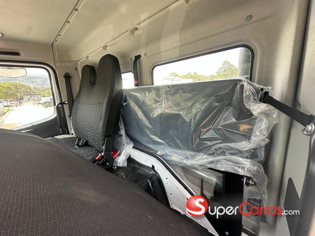 2025 Mitsubishi Motors Fuso — foto 9 / 11