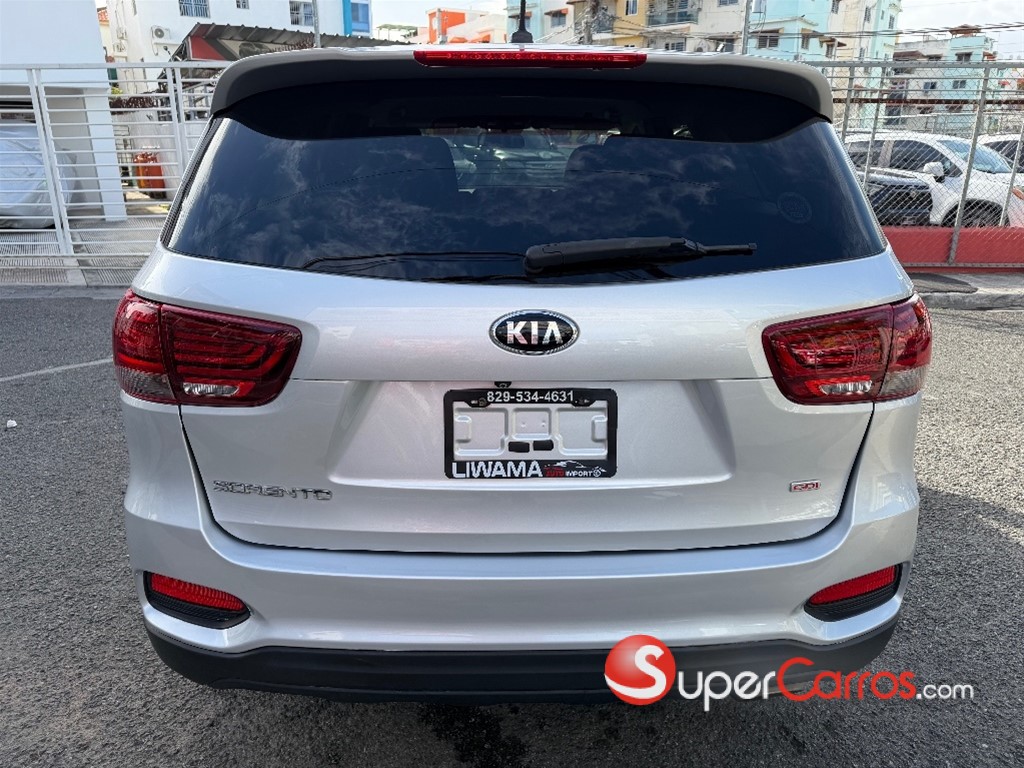 2020 Kia Sorento LX — foto 5 / 12