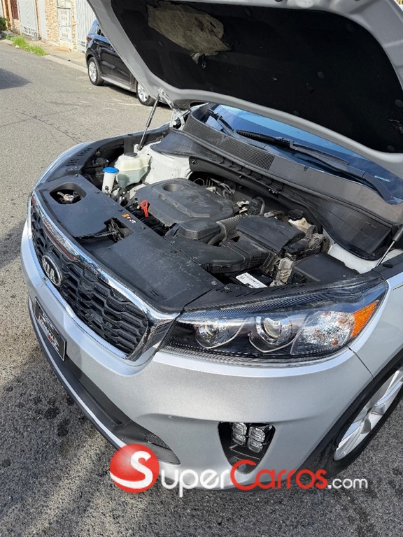2020 Kia Sorento LX — foto 12 / 12