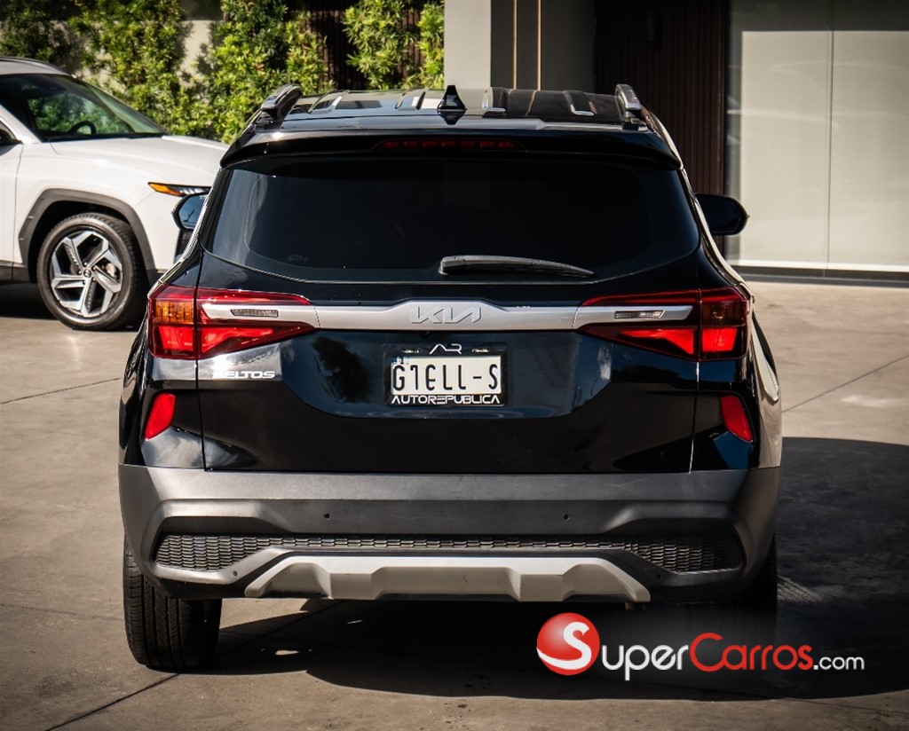 2023 Kia Seltos LX — foto 9 / 10