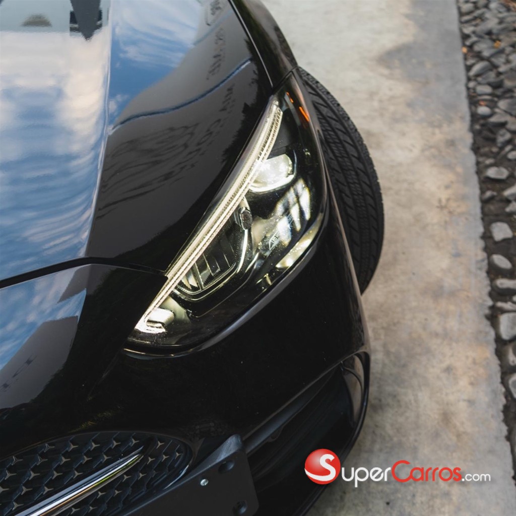 2024 Mercedes-Benz Clase C 300 — foto 2 / 10