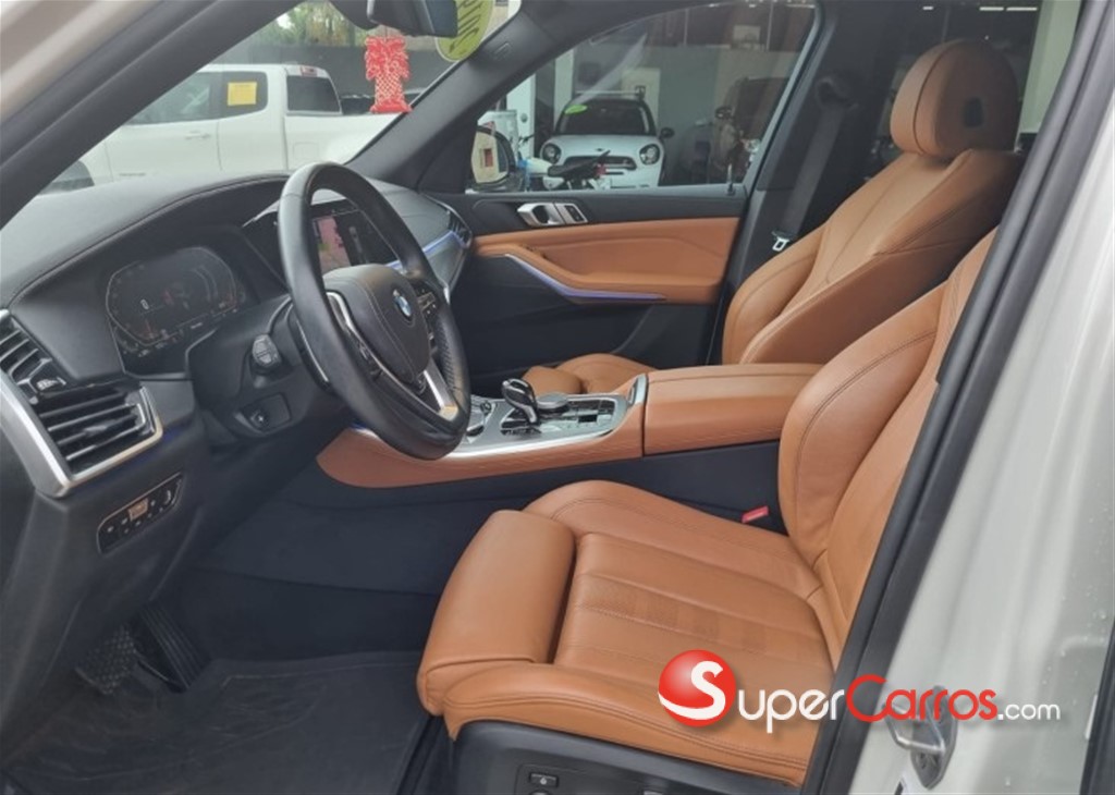 2019 BMW X 5 XDRIVE 40i — foto 3 / 12