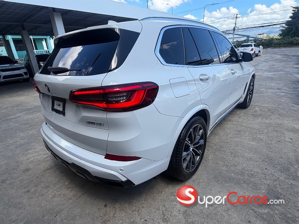 2019 BMW X 5 XDRIVE 40i — foto 10 / 12