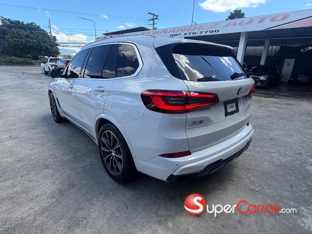 2019 BMW X 5 XDRIVE 40i — foto 11 / 12