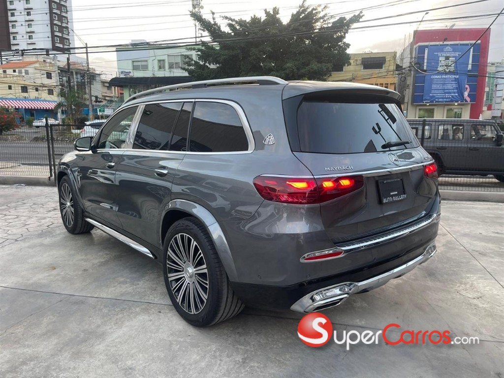 2026 Mercedes-Benz Clase GLS 600 Maybach — foto 6 / 12