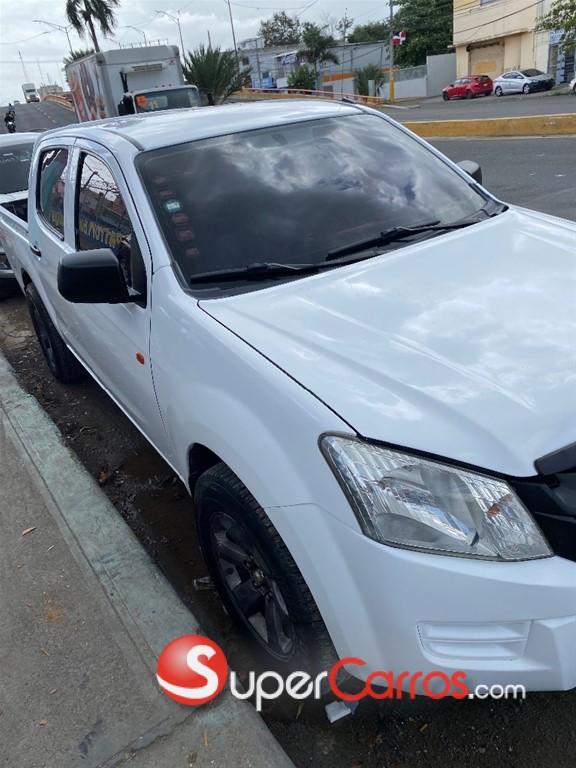 2015 Isuzu DMAX — foto 3 / 11