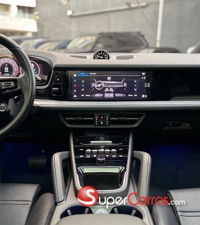 2025 Porsche Cayenne E-Hybrid — foto 5 / 8