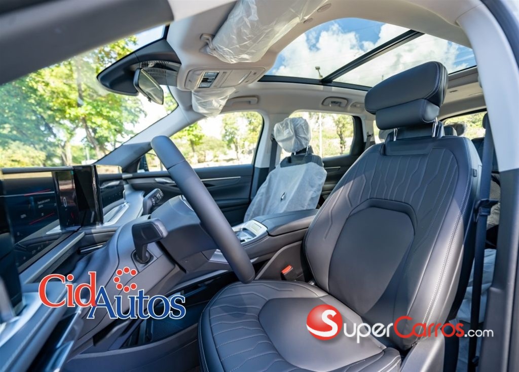 2026 Ford EDGE — foto 9 / 12