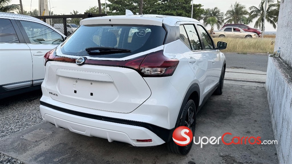 2021 Nissan Kicks — foto 6 / 11