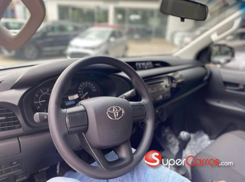 2026 Toyota Hilux — foto 6 / 6
