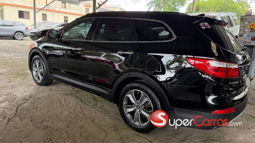 2016 Hyundai Grand Santa Fe — foto 5 / 10