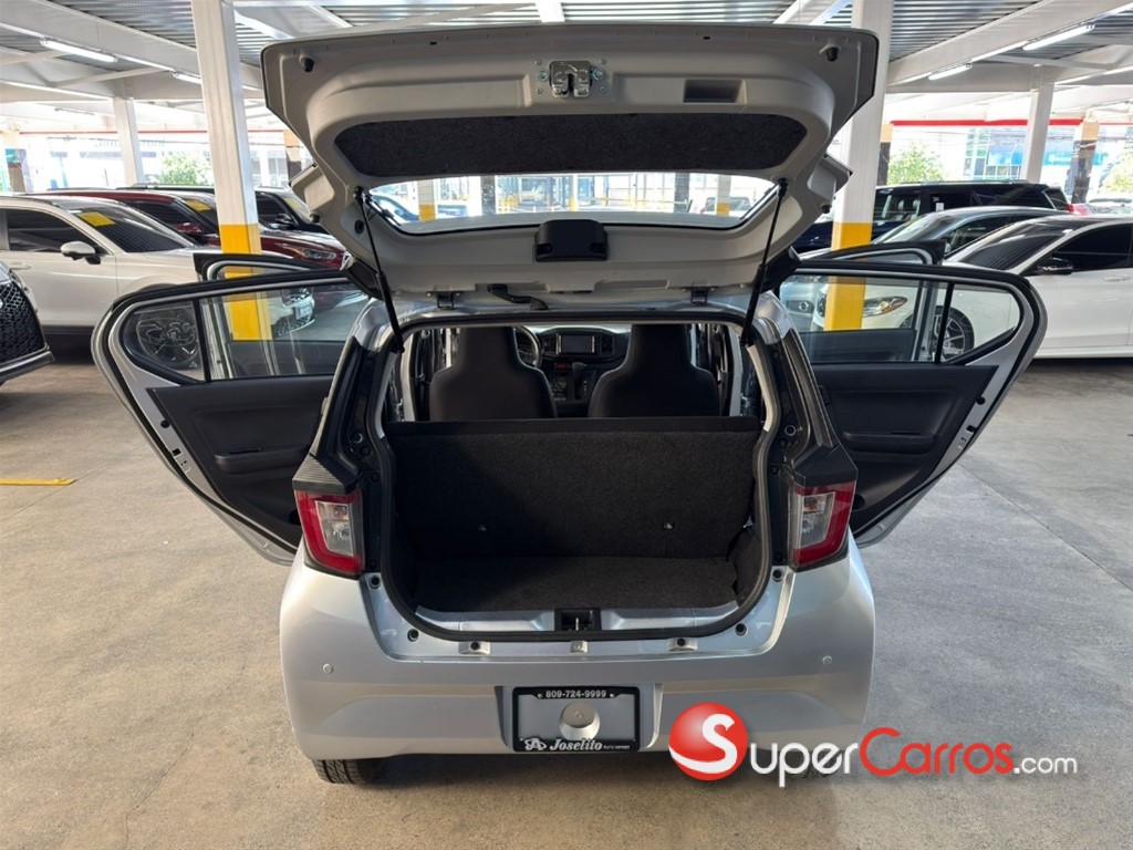 2019 Daihatsu Mira — foto 7 / 12