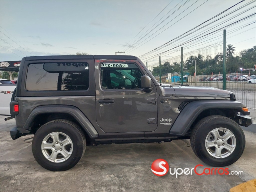 2020 Jeep Wrangler Sport — foto 10 / 12