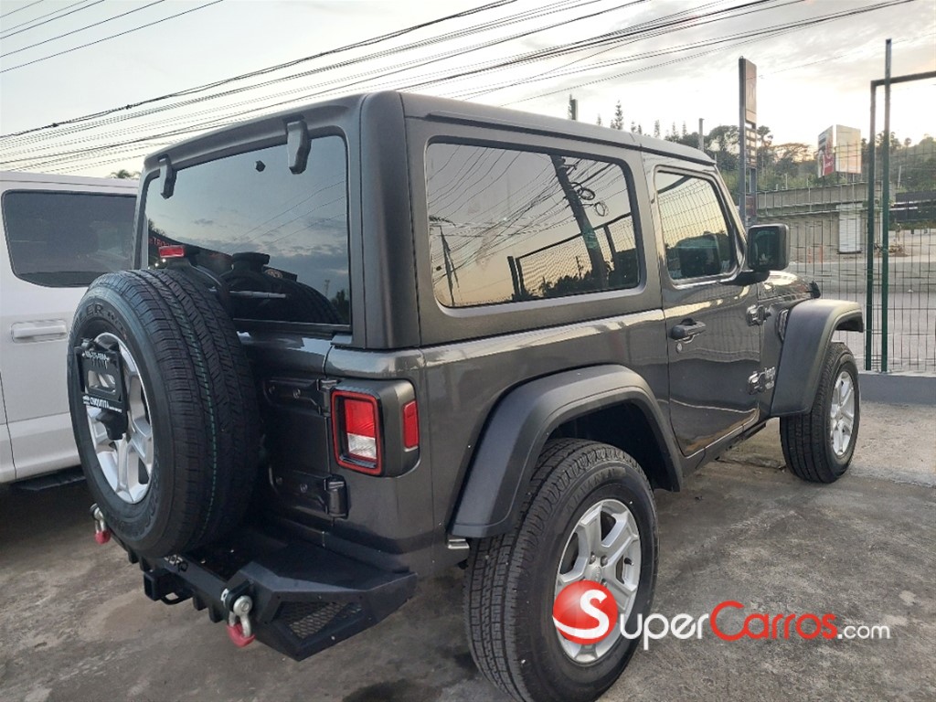 2020 Jeep Wrangler Sport — foto 11 / 12