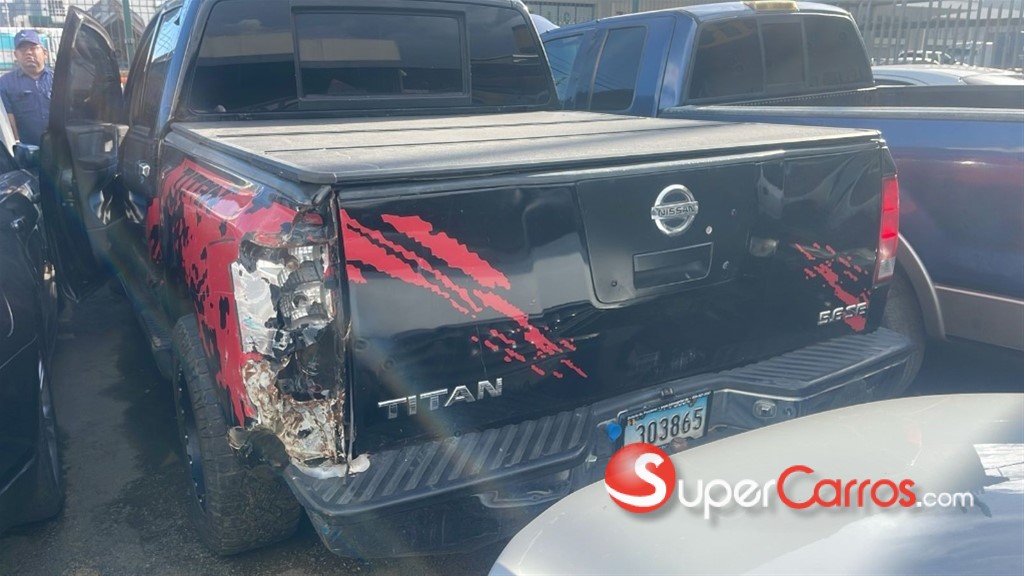 2006 Nissan TITAN — foto 2 / 5