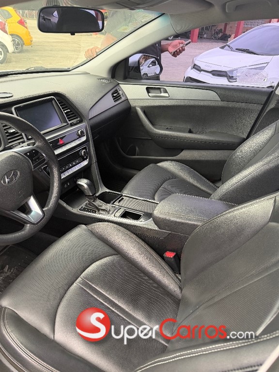 2021 Hyundai Sonata DN8 — foto 11 / 12