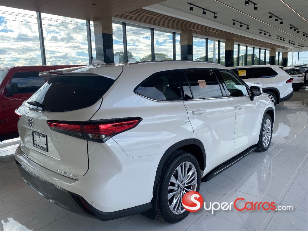 2021 Toyota Highlander Limited — foto 6 / 12