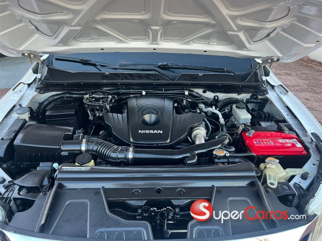 2018 Nissan Frontier LE — foto 2 / 10