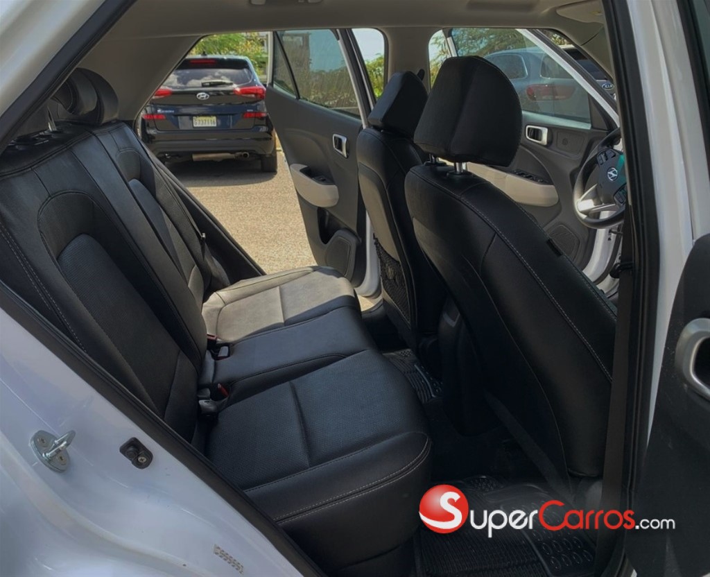 2020 Hyundai Venue — foto 10 / 12