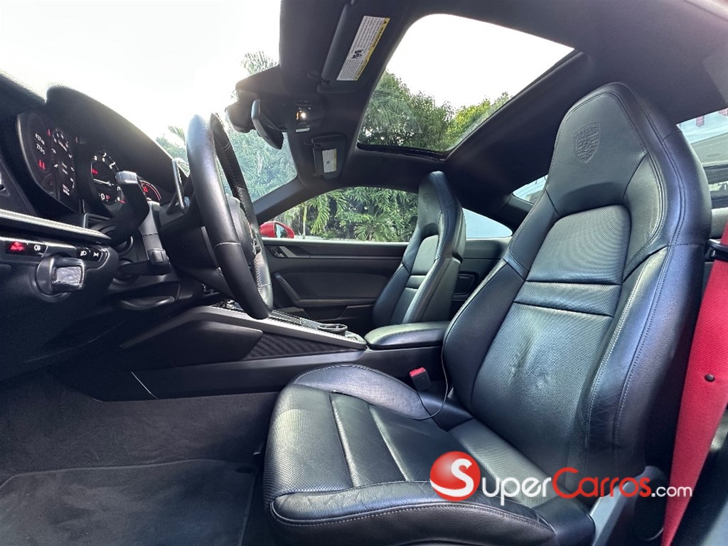 2020 Porsche 911 Carrera — foto 6 / 7