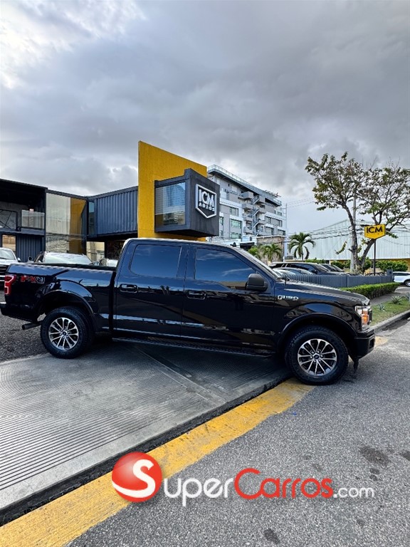 2020 Ford F 150 — foto 2 / 12