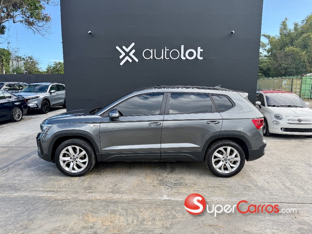 2022 Volkswagen Taos — foto 2 / 9