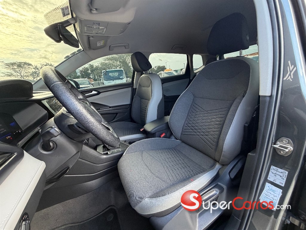 2022 Volkswagen Taos — foto 7 / 9