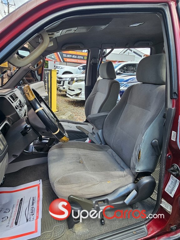 2002 Mitsubishi Motors Montero Sport XLS — foto 9 / 10
