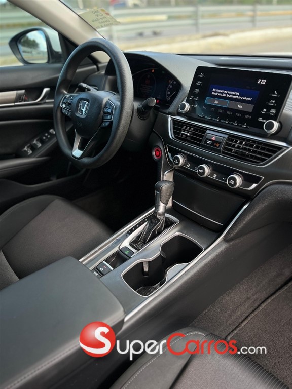 2020 Honda Accord LX — foto 9 / 12