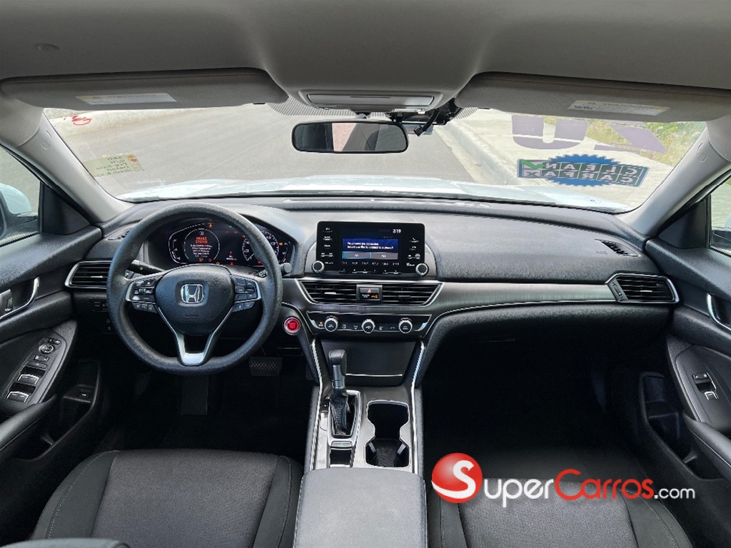 2020 Honda Accord LX — foto 10 / 12