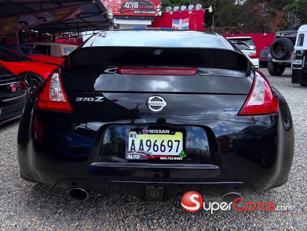 2020 Nissan 370-Z — foto 10 / 12