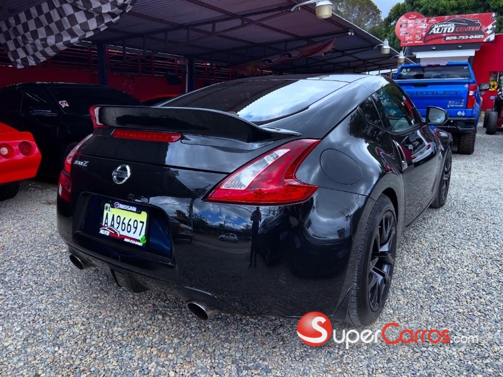 2020 Nissan 370-Z — foto 12 / 12